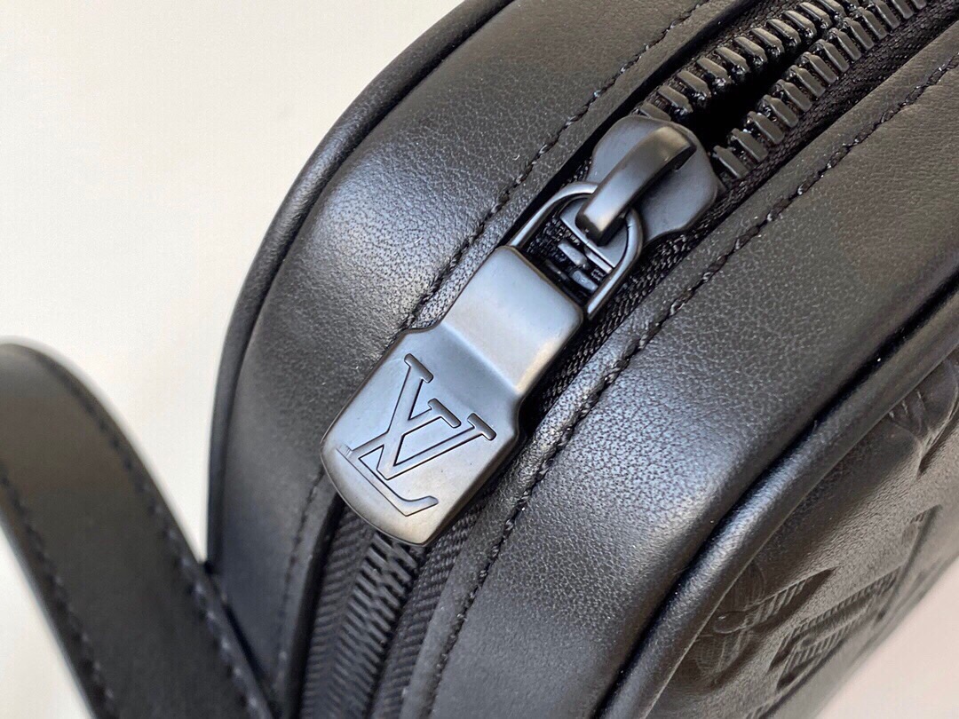 l**is V*t*n danube handbags-16*21*6.5cm