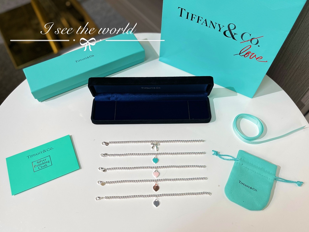 T*f*ny bracelet