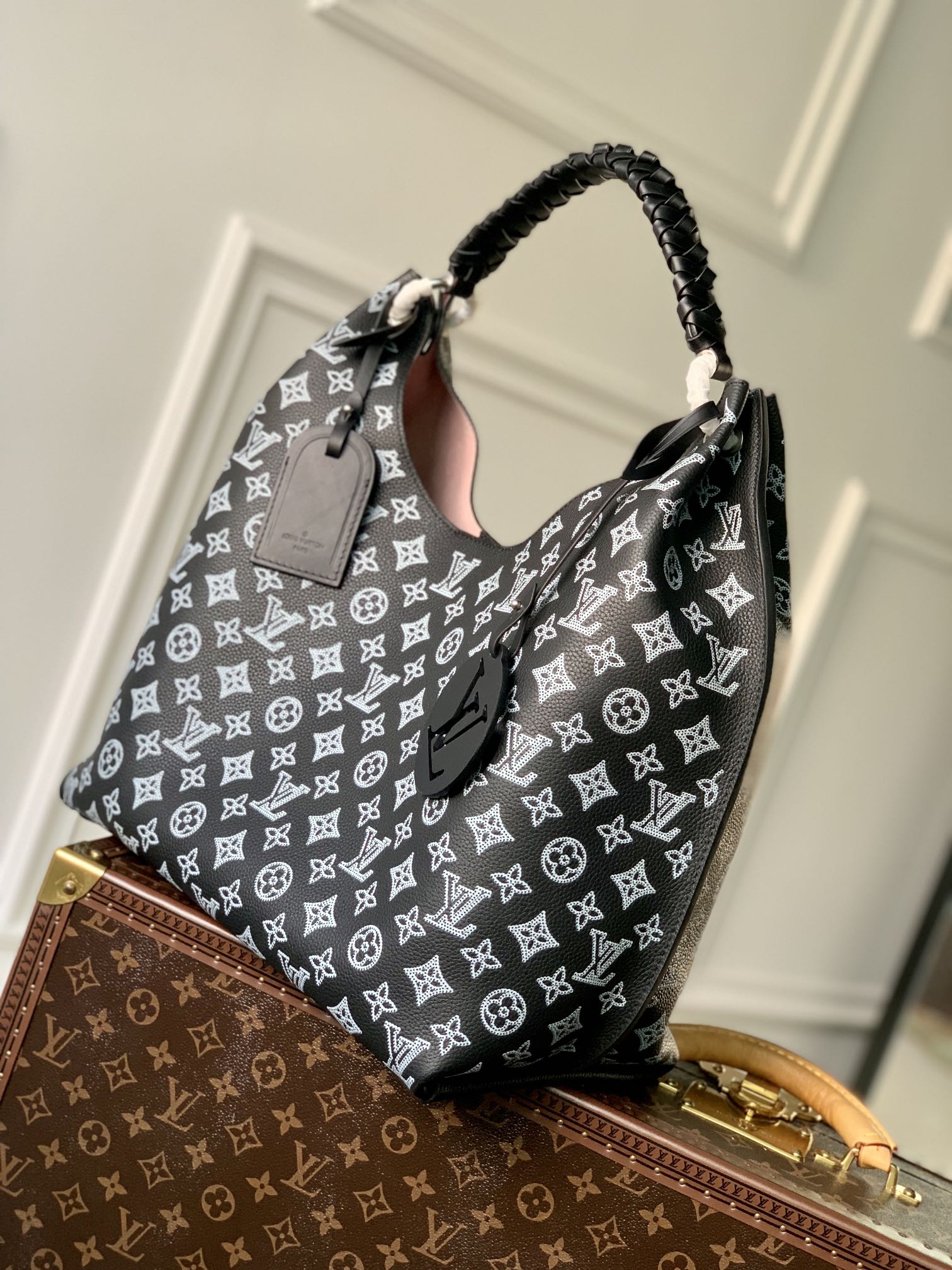 l**is V*t*n carmel hobo bag-35*40*17cm