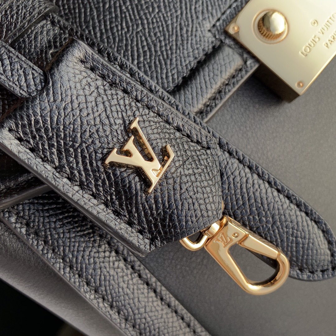 l**is V*t*n arch handbags-22*20*13cm