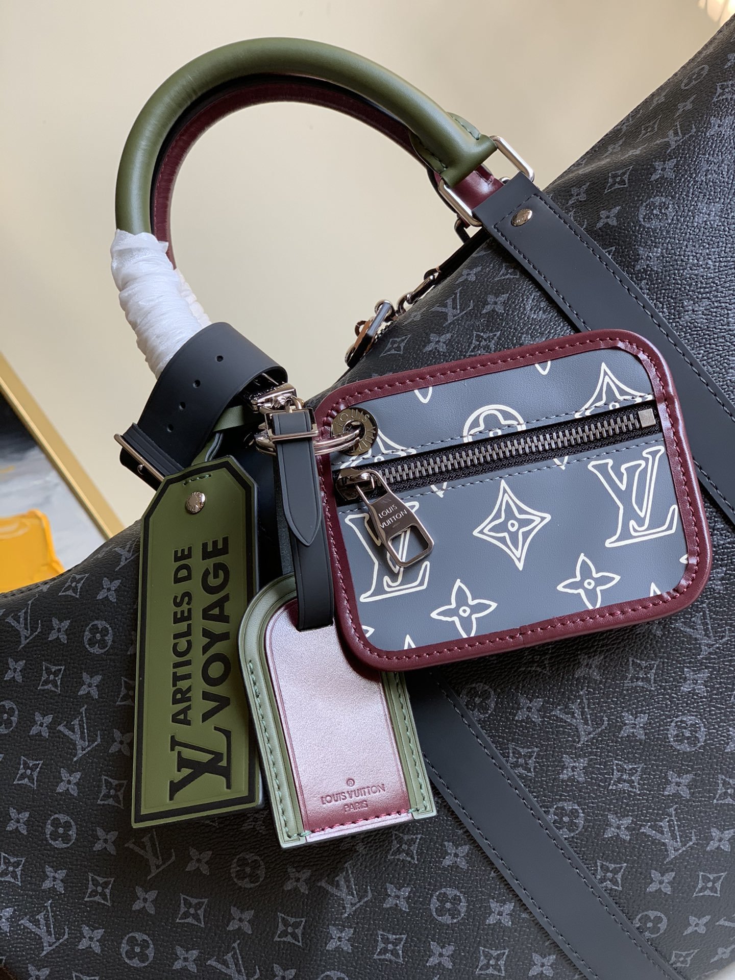 l**is V*t*n keepall bandoulière-50.0 x29.0 x23.0cm