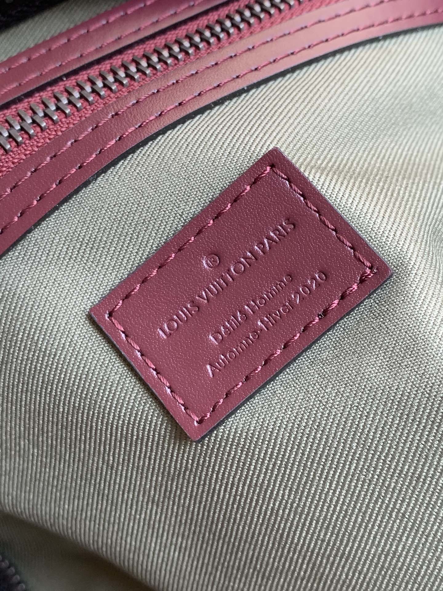 l**is V*t*n keepall bandoulière-50.0 x29.0 x23.0cm