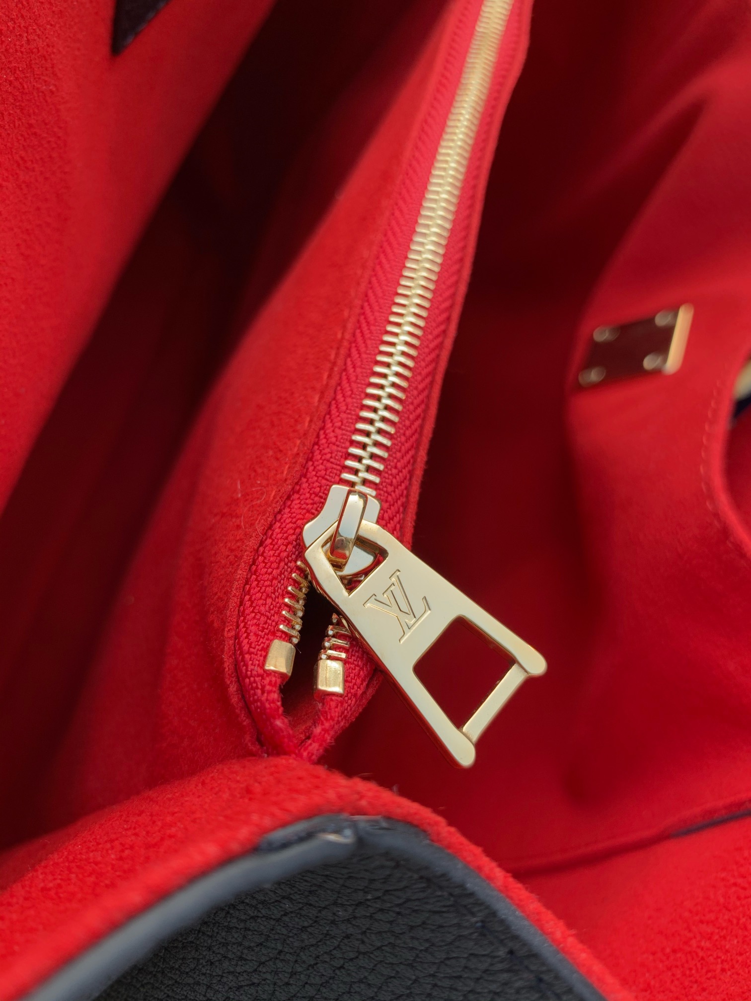 l**is V*t*n lockme handbags m57345-42*28*15cm