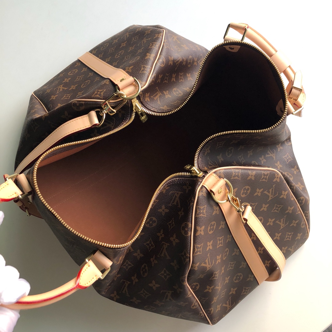 l**is V*t*n keepall