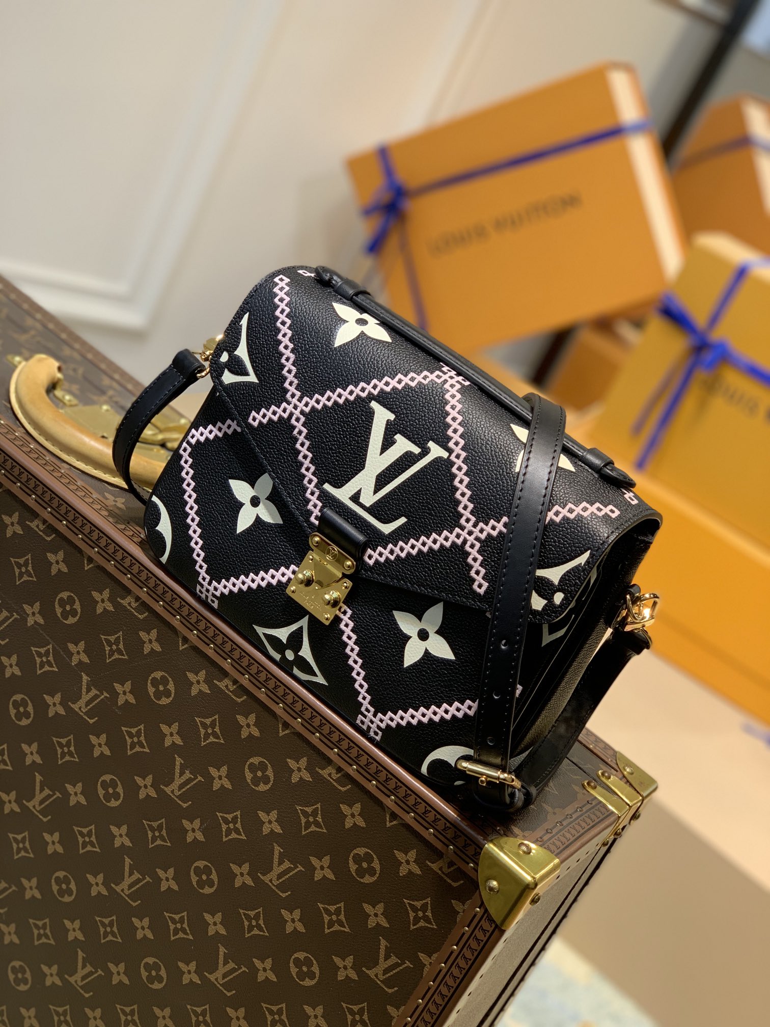 l**is V*t*n pochette metis handbags-25*19*7cm