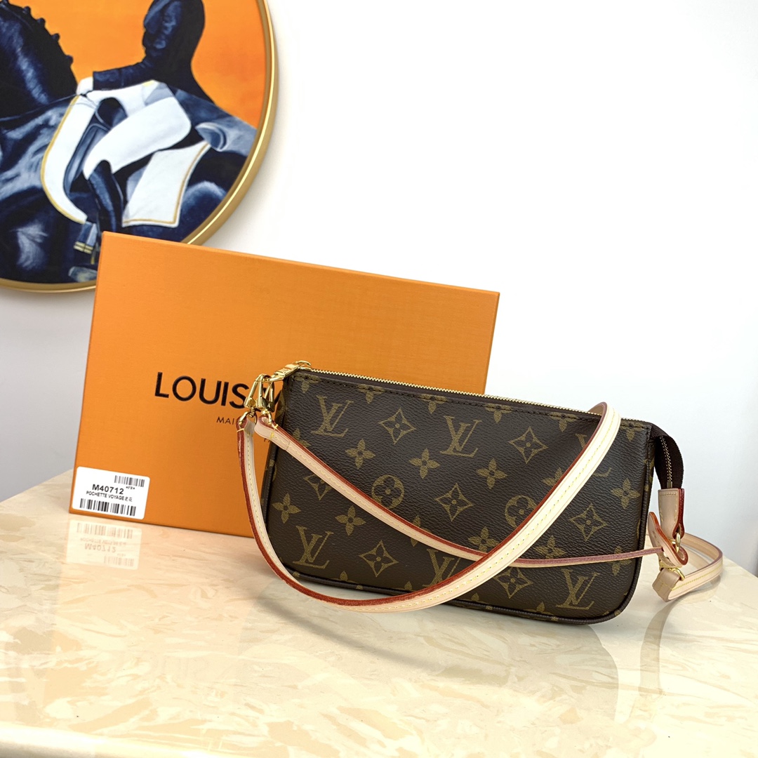 l**is V*t*n pochette accessoires-21*13*3cm