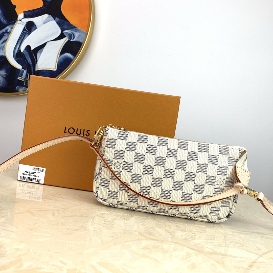 l**is V*t*n pochette accessoires-21*13*3cm