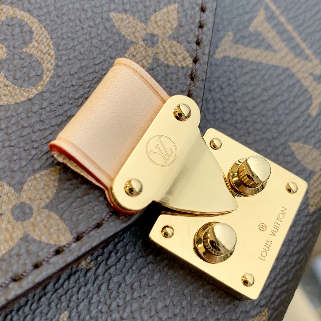l**is V*t*n micro metis handbags-14*11* 3.5 cm