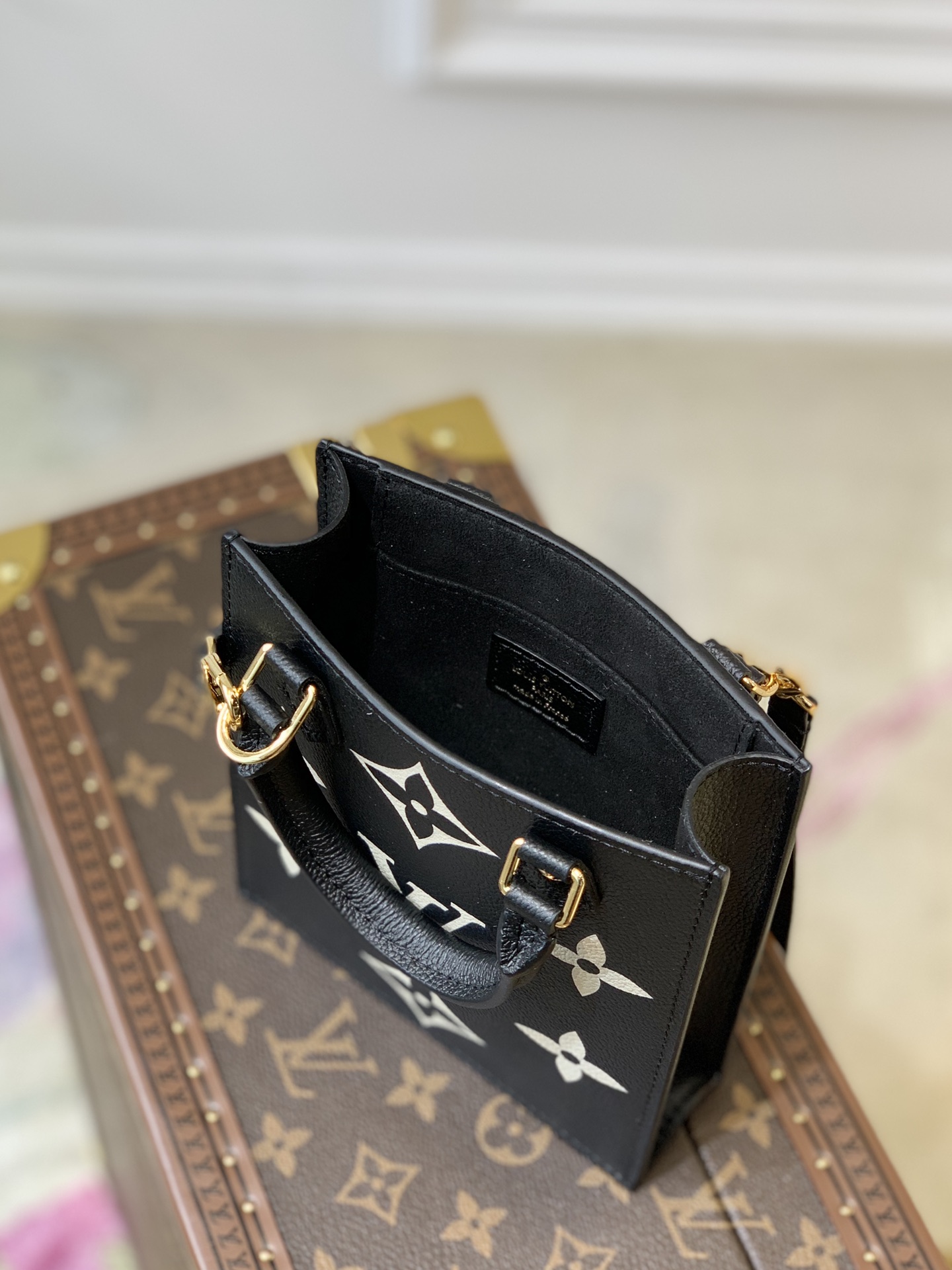 l**is V*t*n petie sac plat tote-17*14*5.5cm