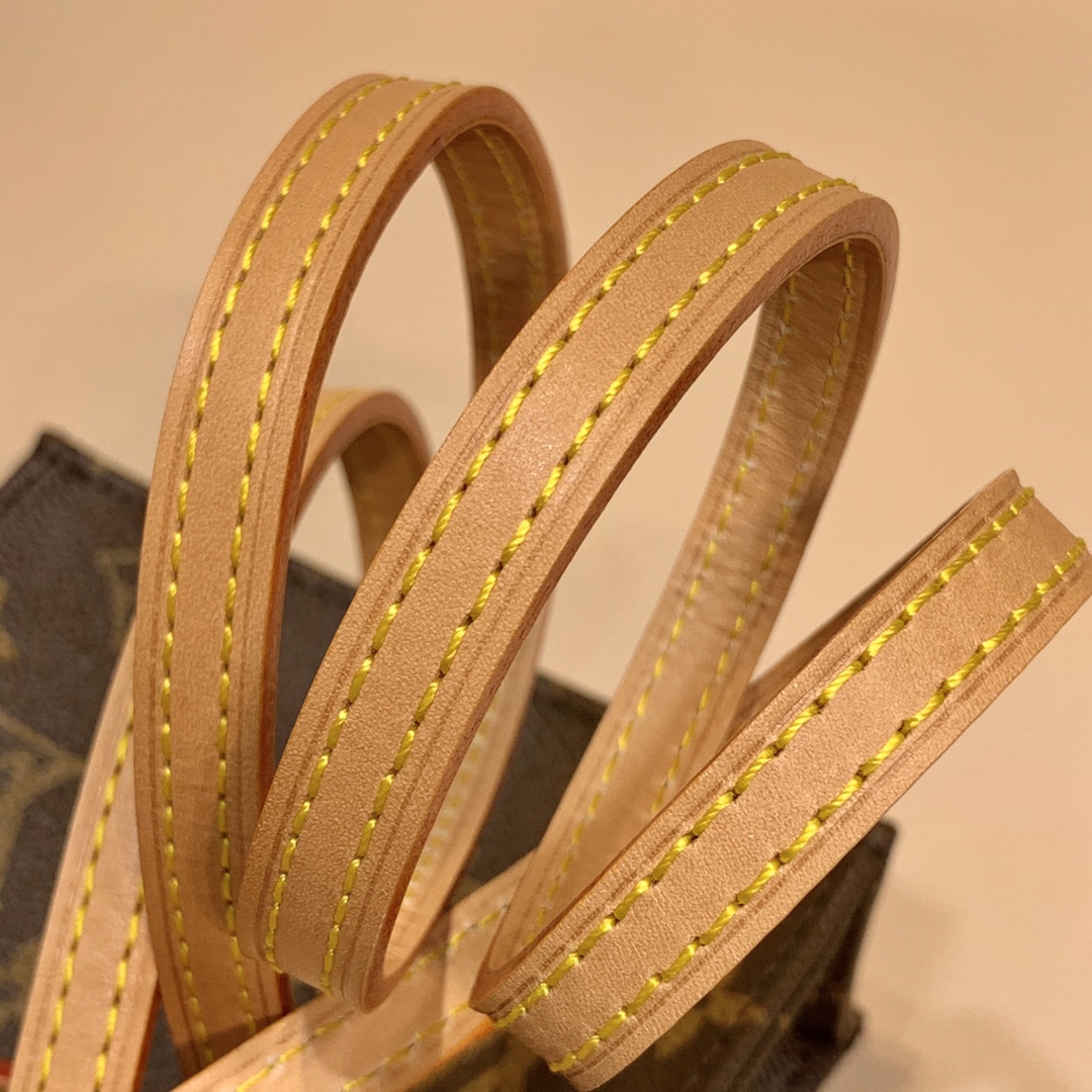 l**is V*t*n petie sac plat tote-17*14*5.5cm