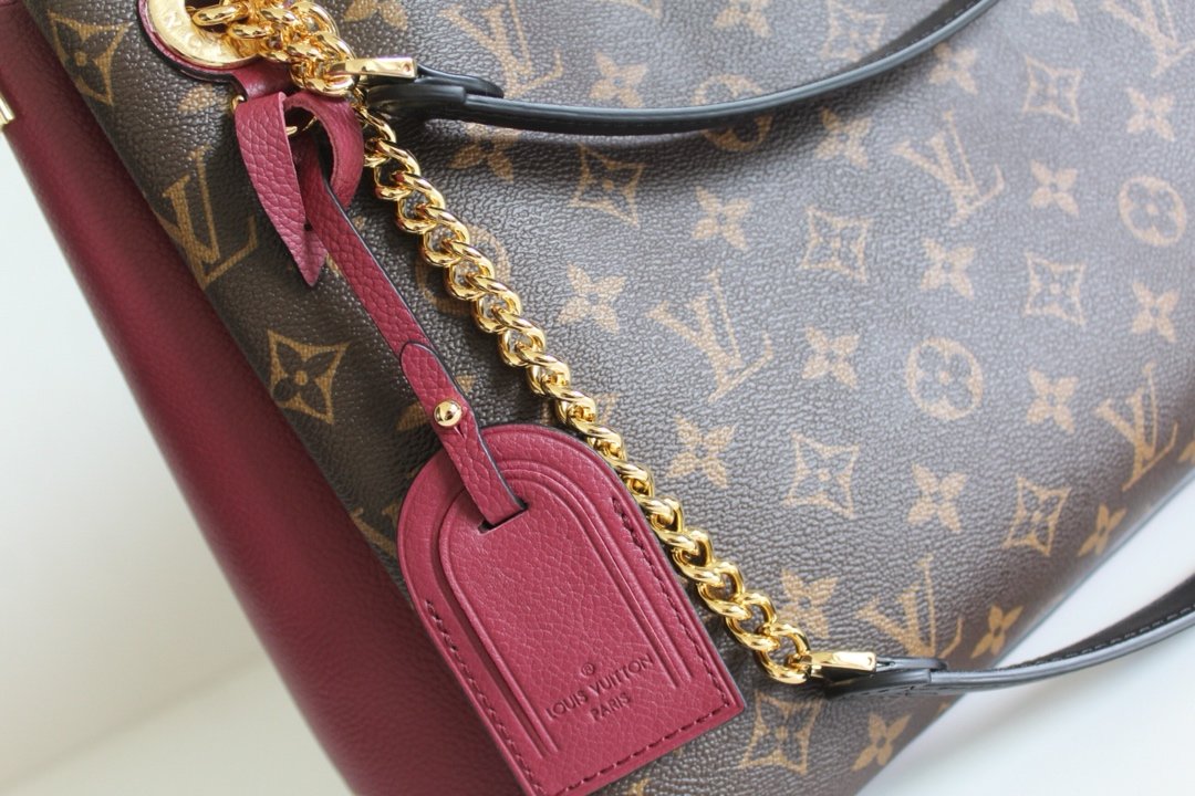 l**is V*t*n surene handbags-36*26*13cm