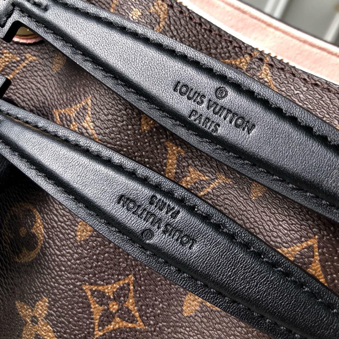 l**is V*t*n surene bb-24*17*11cm