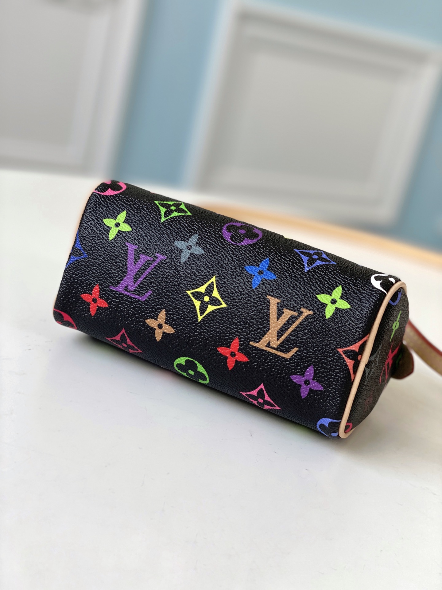 l**is V*t*n mini speedy-15·5*7*10cm
