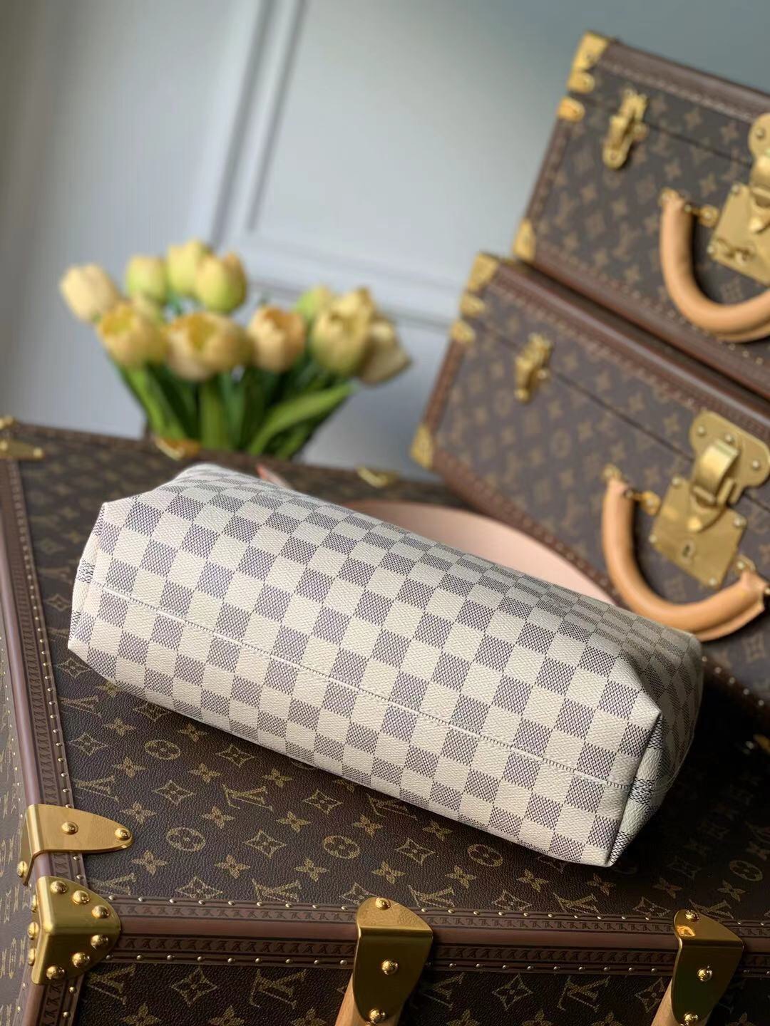 l**is V*t*n graceful handbags-35*30*11cm