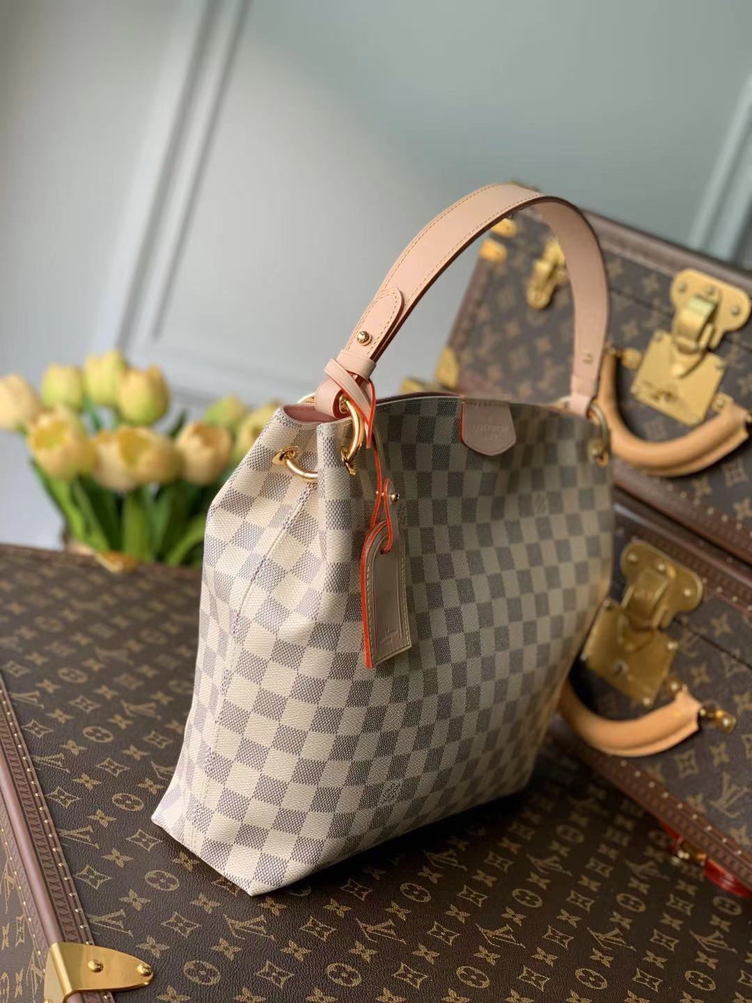 l**is V*t*n graceful handbags-35*30*11cm