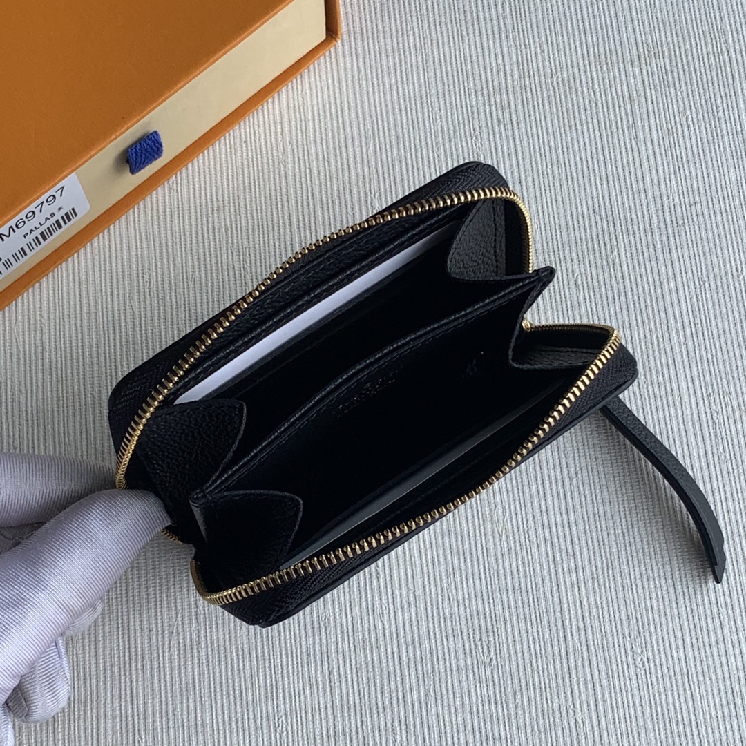 l**is V*t*n zippy wallet-11*8.5*12cm