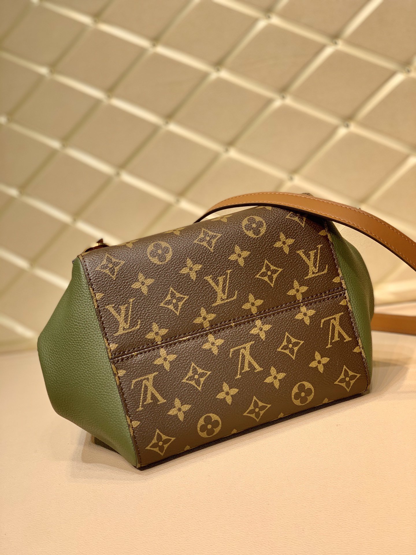 l**is V*t*n fold tote bag-35*40*17cm