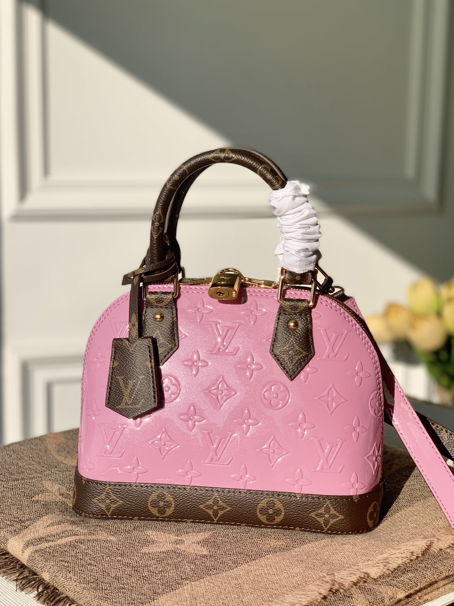l**is V*t*n alma bb-25*19*12cm