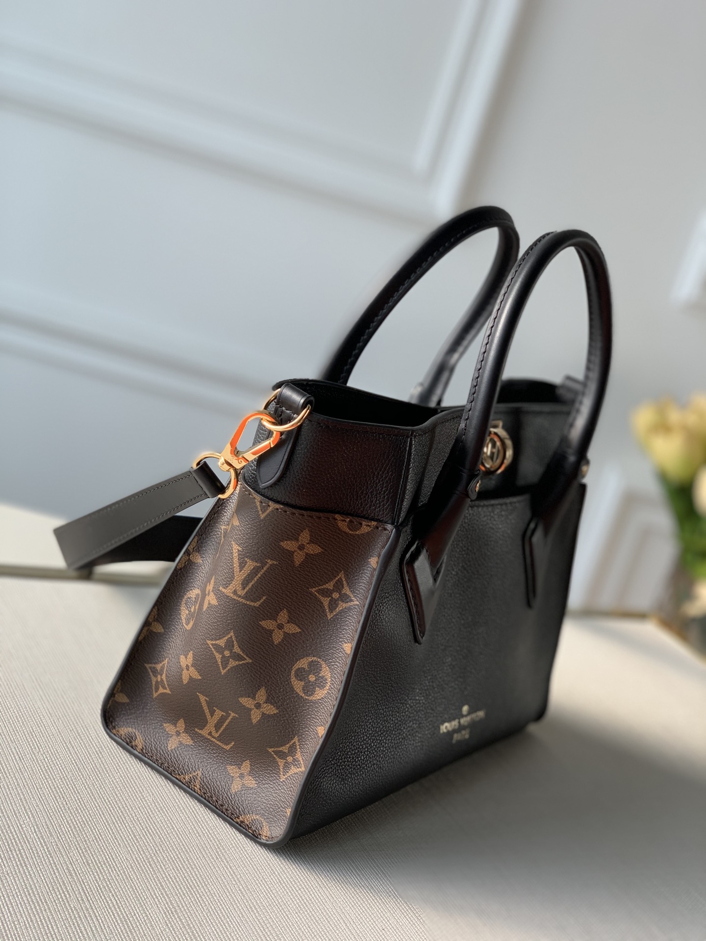 l**is V*t*n on my side tote bag-m57728-31*25*14cm