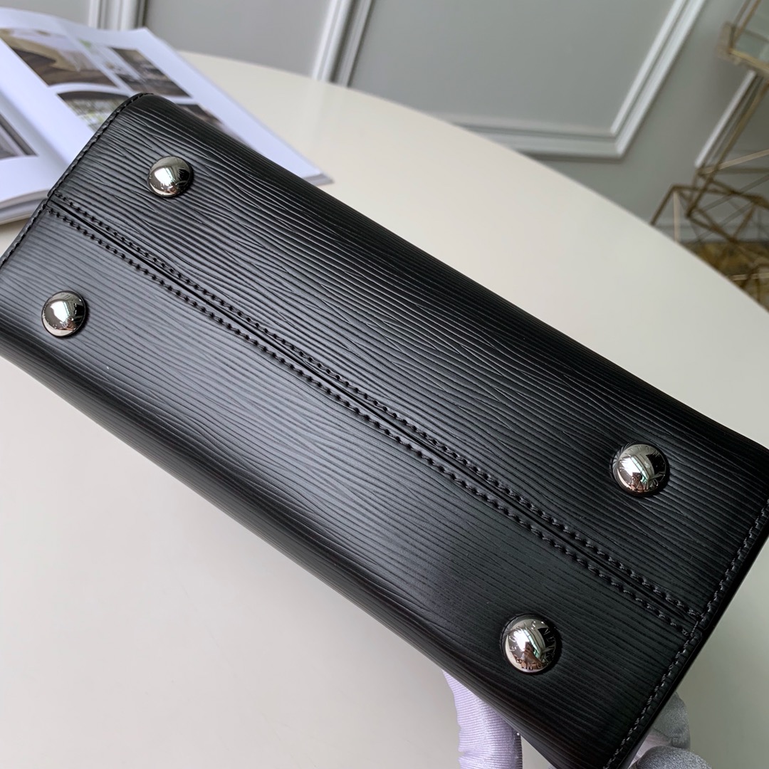 l**is V*t*n grenelle handbags-26*20*12cm