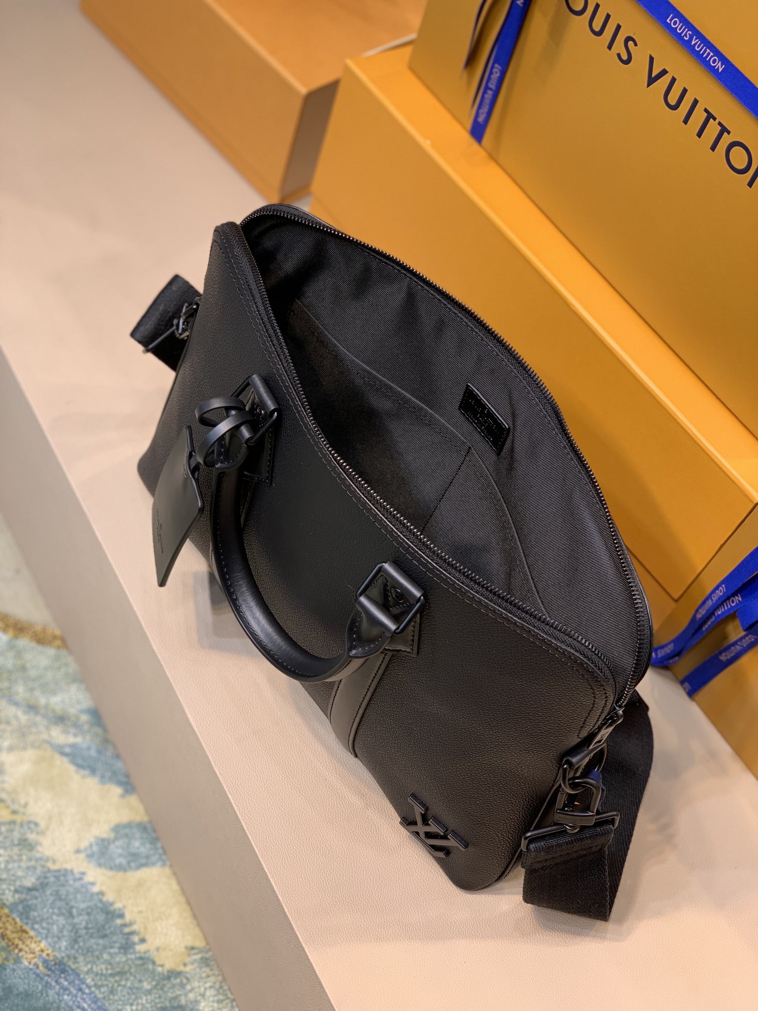 l**is V*t*n armand bag-38*37*7cm