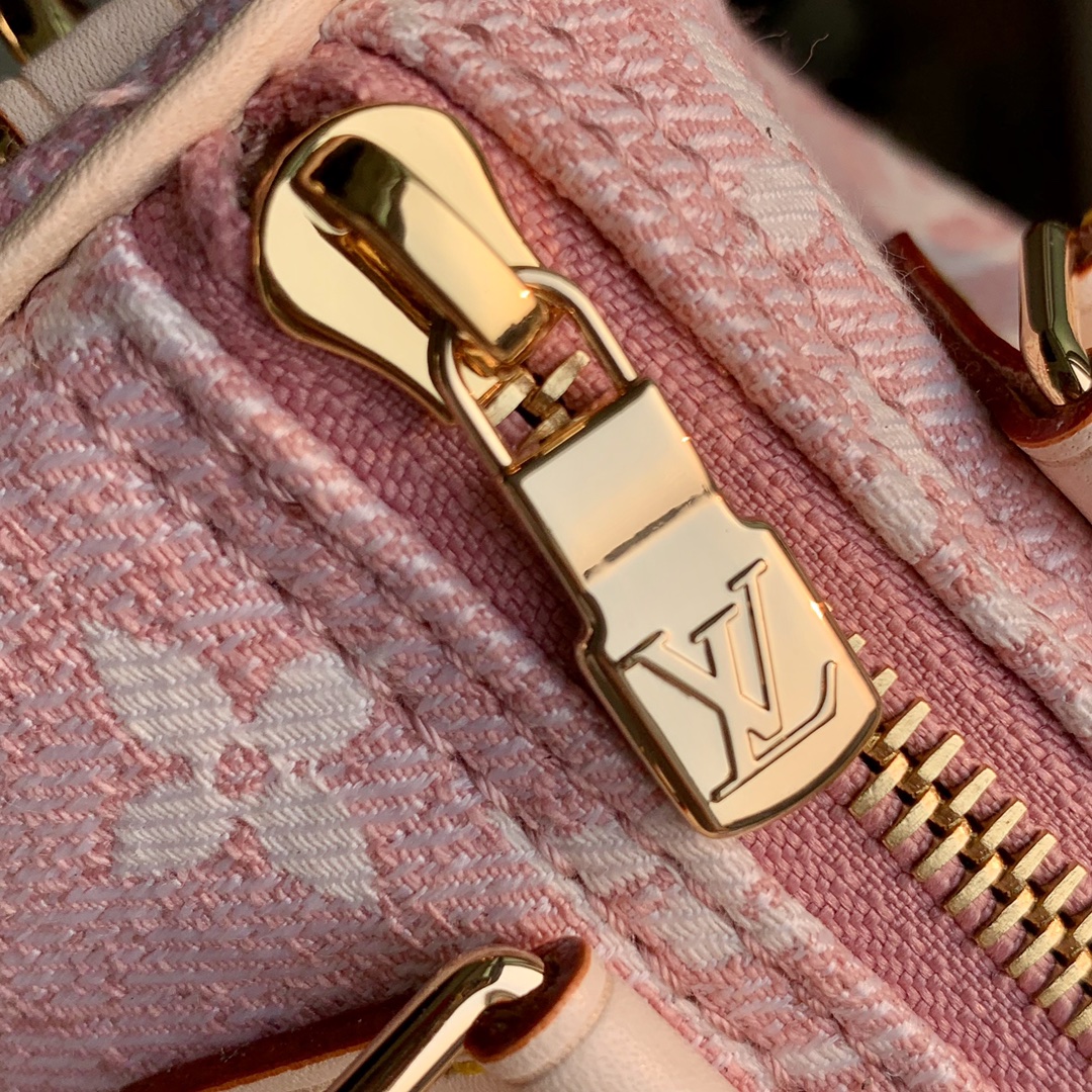 l**is V*t*n nano speedy-16cm