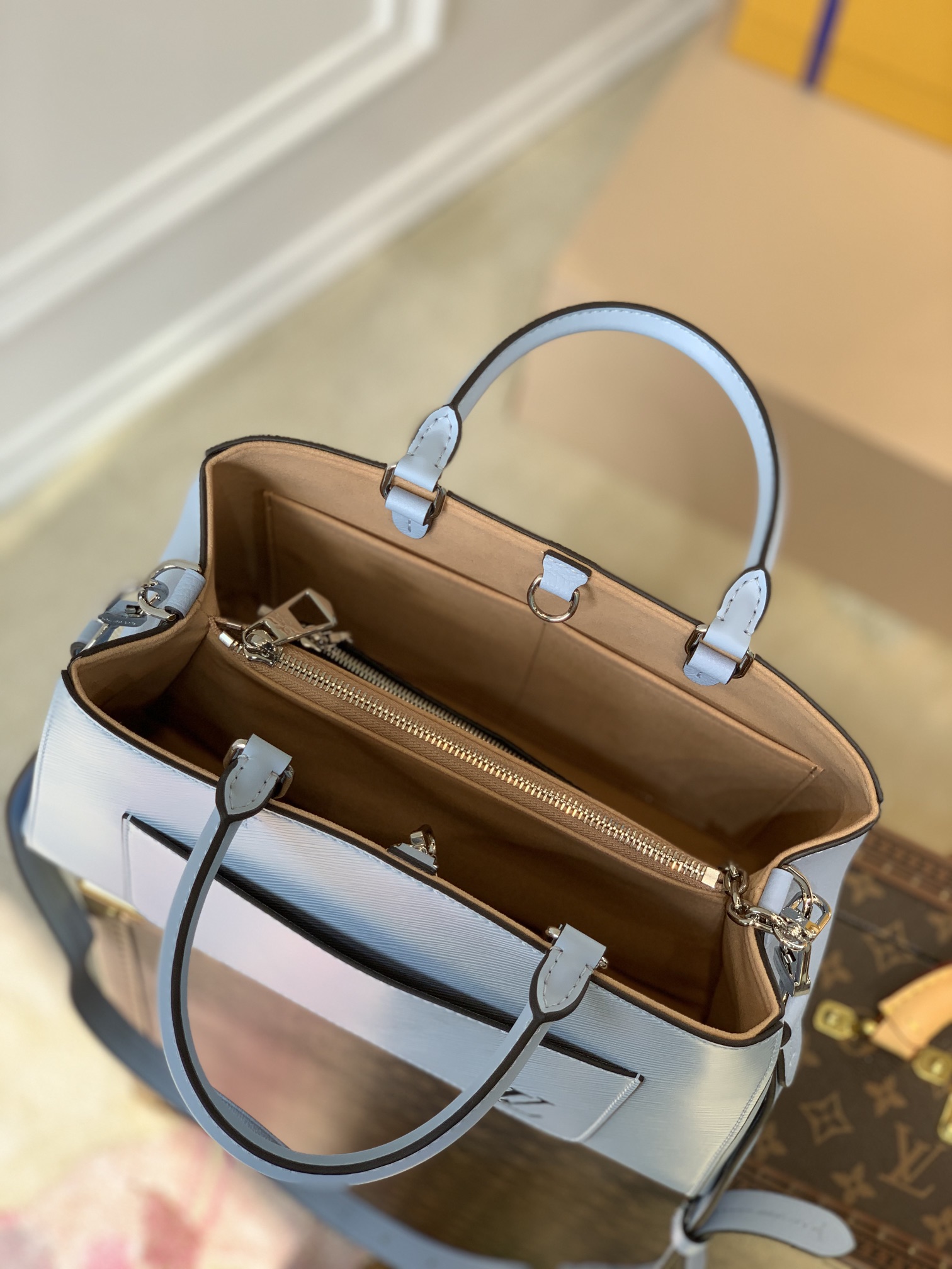 l**is V*t*n marelle tote -25*17*11&30*21*13cm