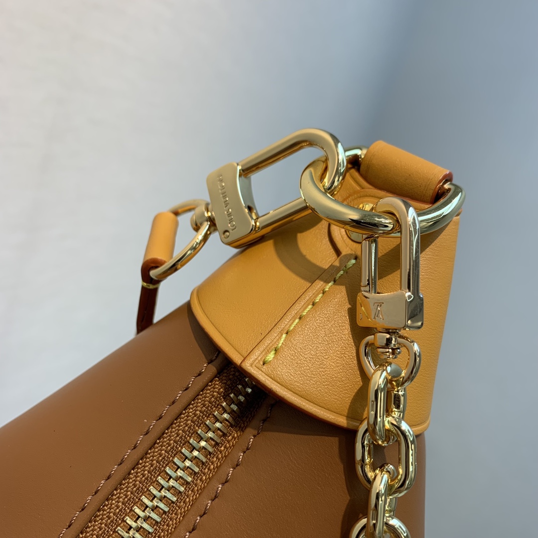 l**is V*t*n marelle tote 38×30×10cm