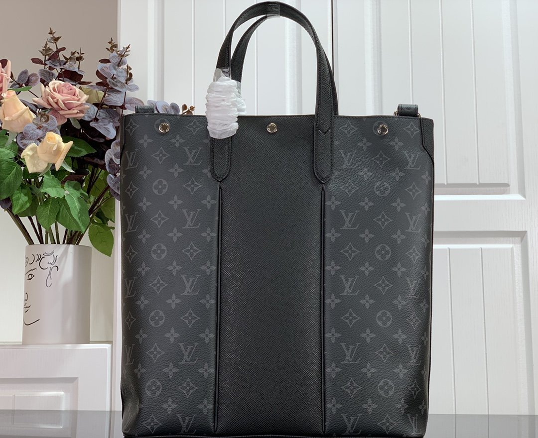 l**is V*t*n outdoor handbags-39*35*14.5cm