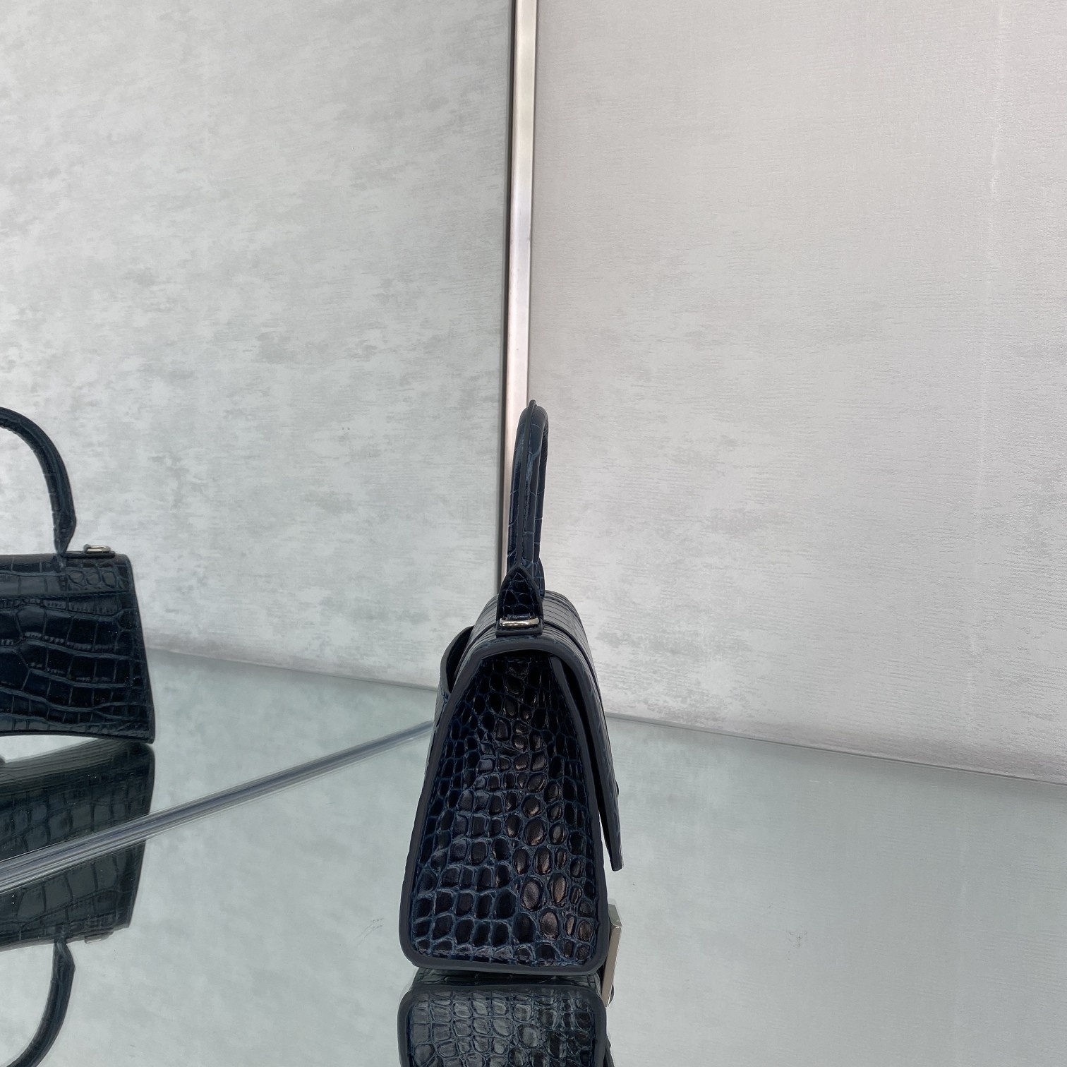 Ba*len*cia*ga xs hourglass bag-13*8*19cm