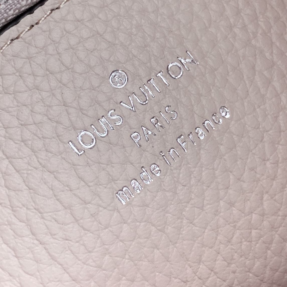 l**is V*t*n muria tote bag-25*25*20cm