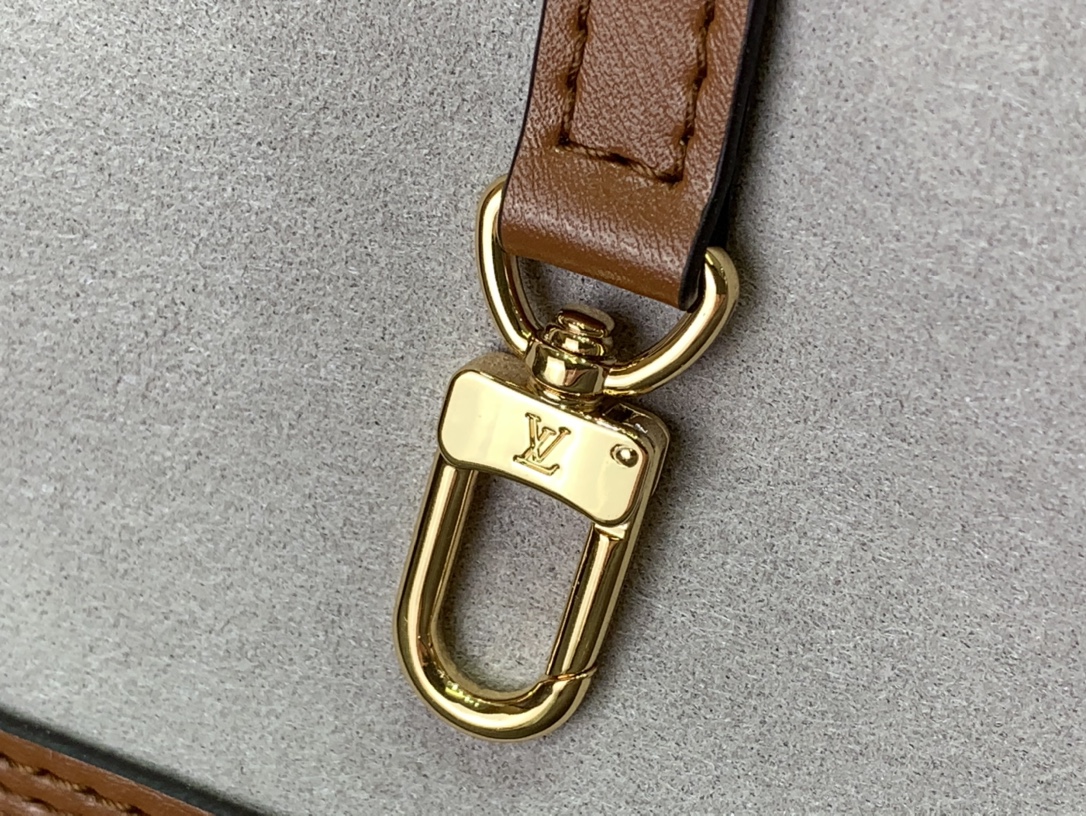 l**is V*t*n neverfull m46102-32*29*17cm
