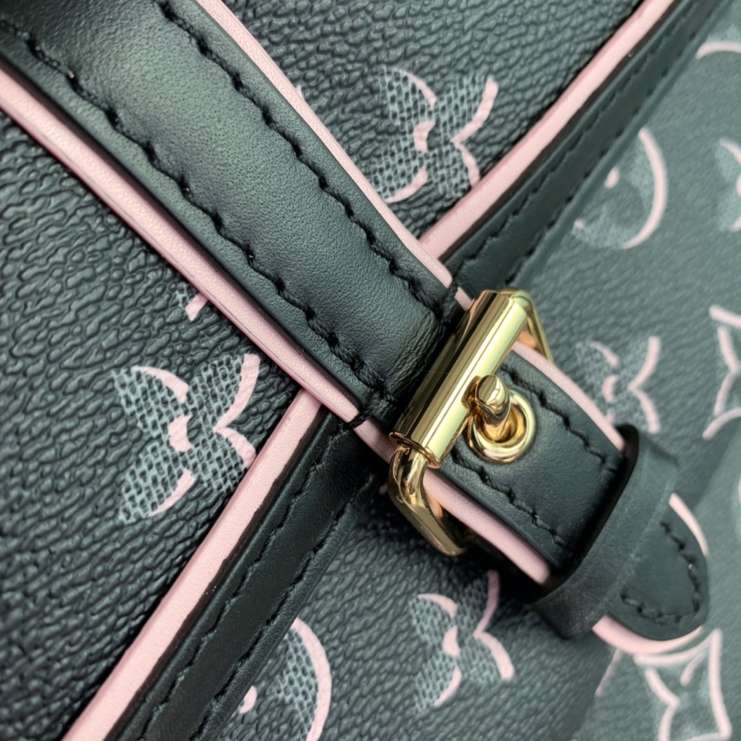 l**is V*t*n neverfull m46102-32*29*17cm