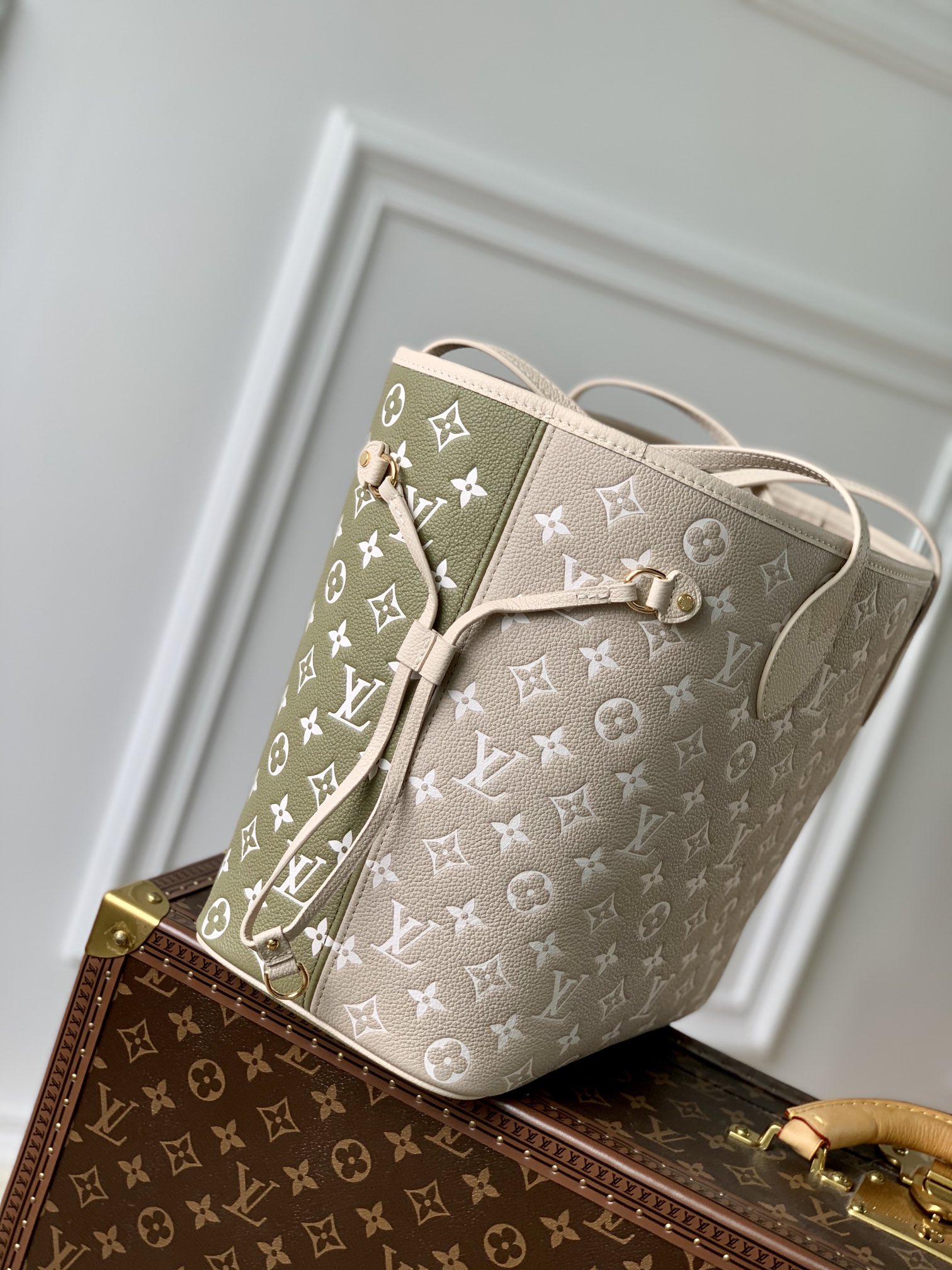 l**is V*t*n neverfull m46102-32*29*17cm