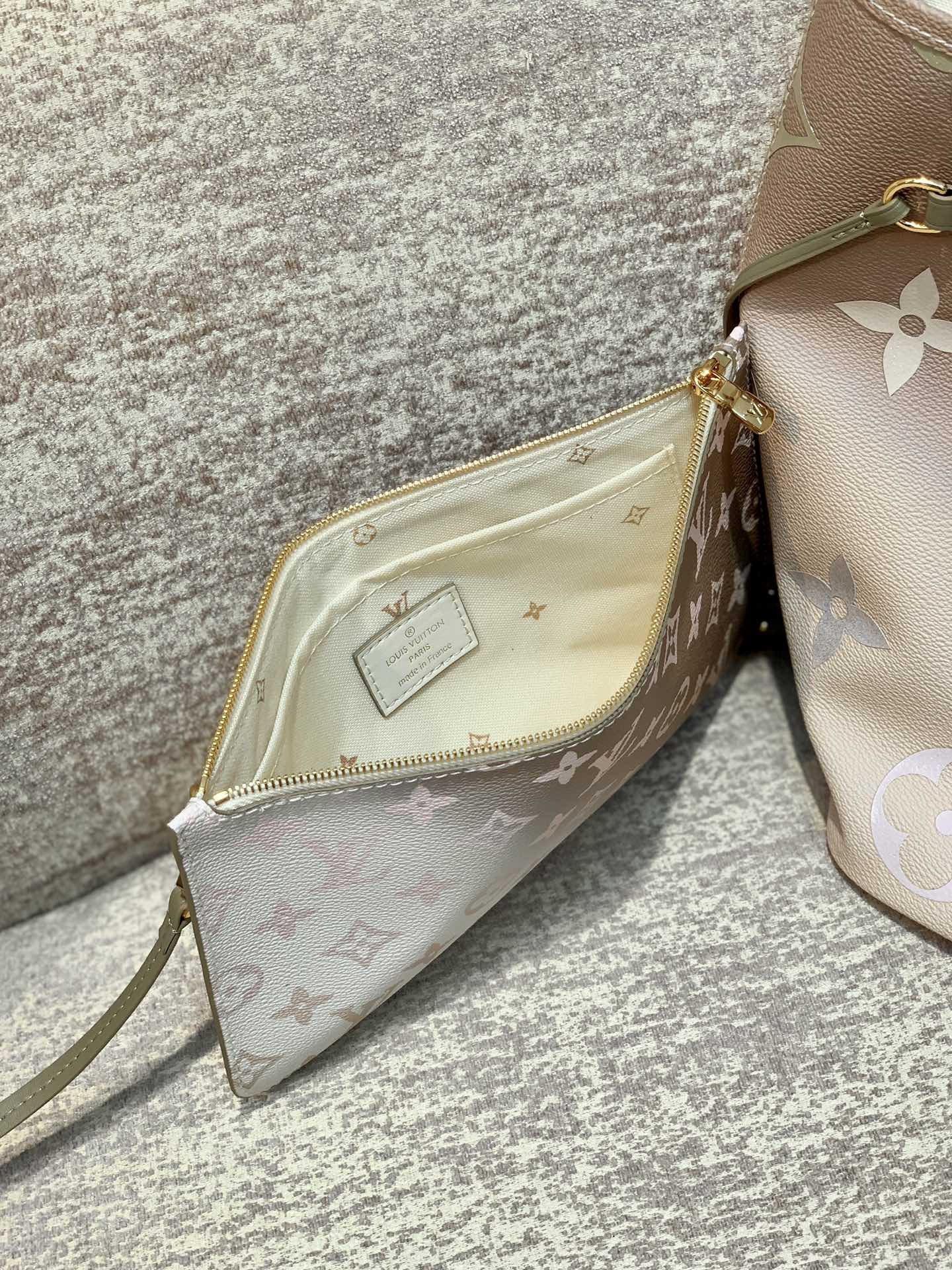l**is V*t*n neverfull m46102-32*29*17cm
