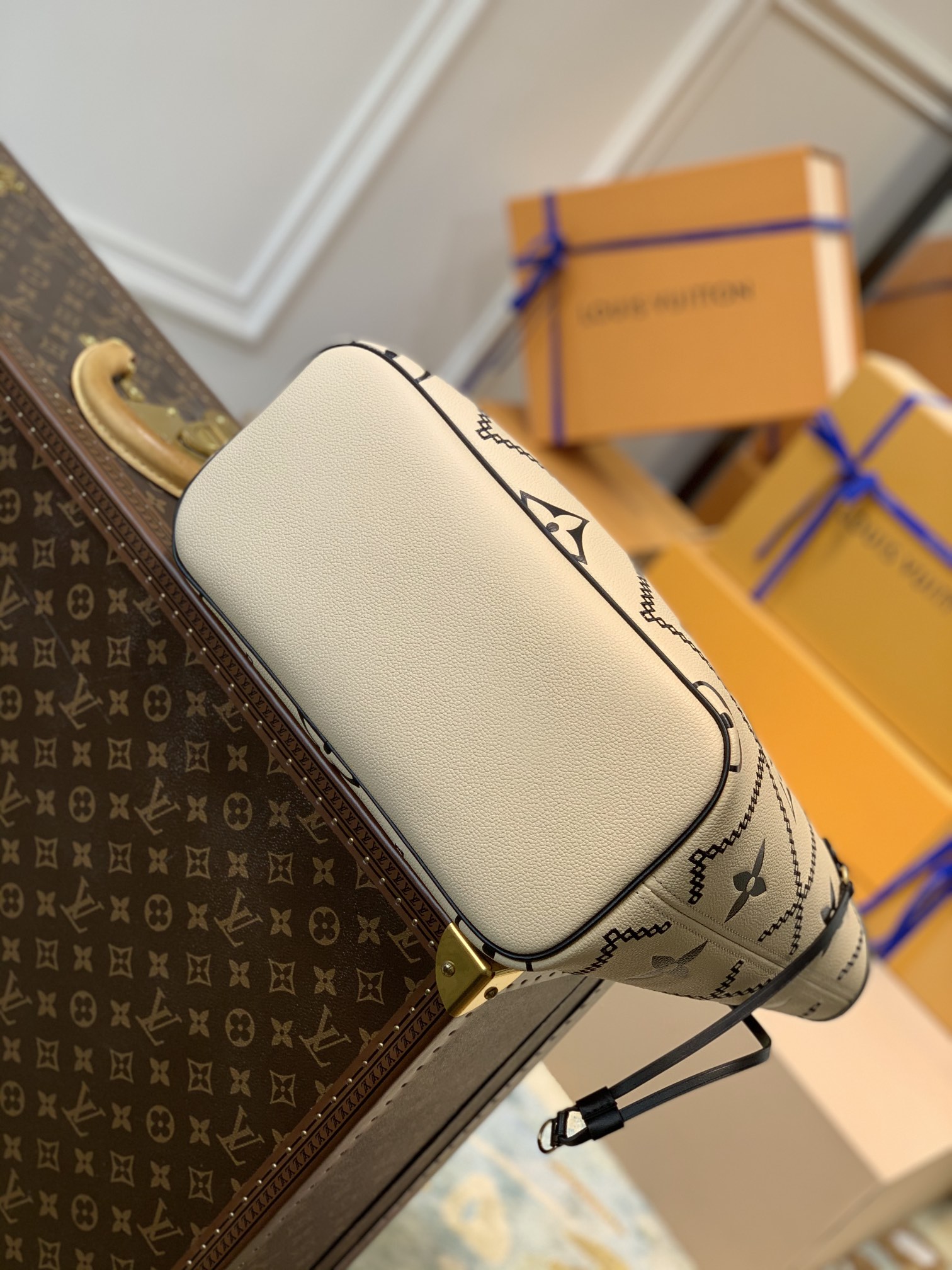 l**is V*t*n neverfull wild at heart-32*29*17cm