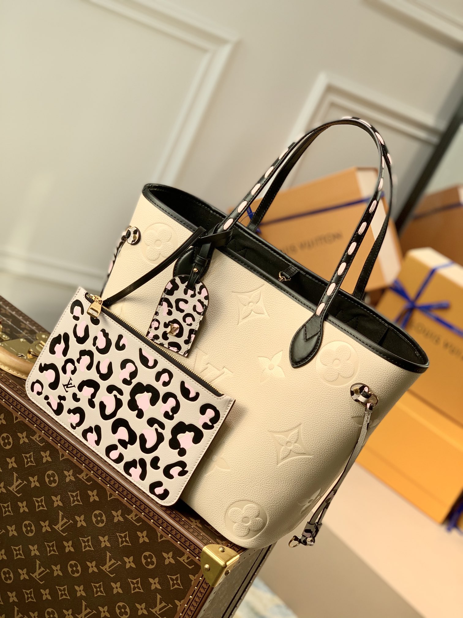 l**is V*t*n neverfull mm-red inside-32*29*17cm