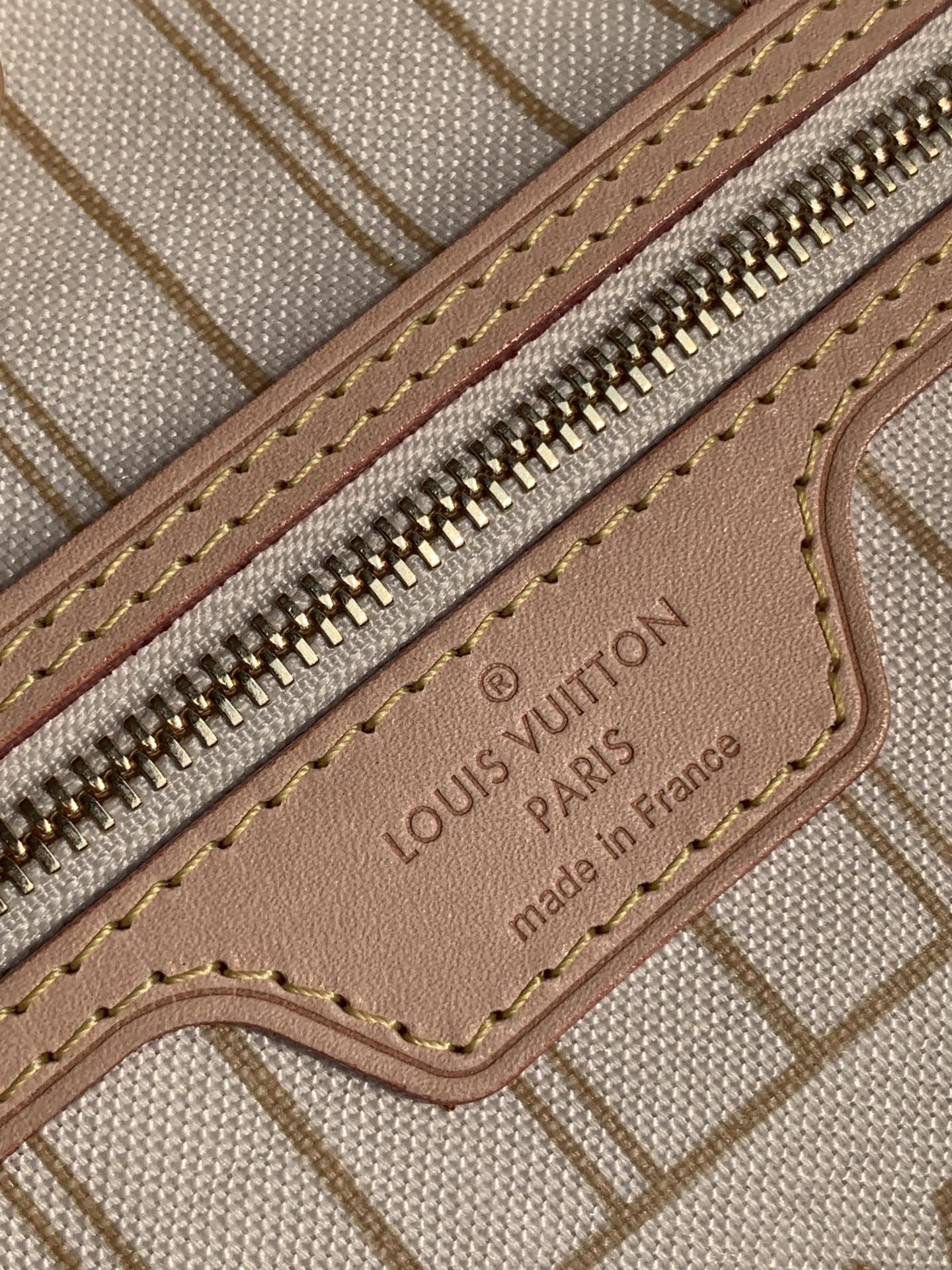 l**is V*t*n neverfull pm -29×21×12cm