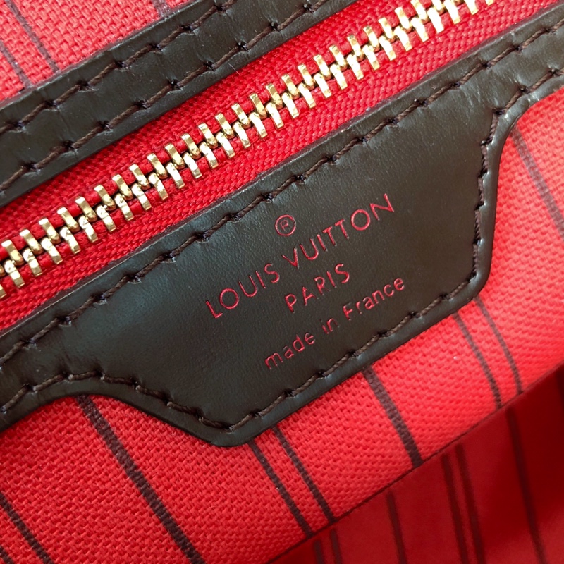 l**is V*t*n neverfull mm (red inside) -32*29*17cm
