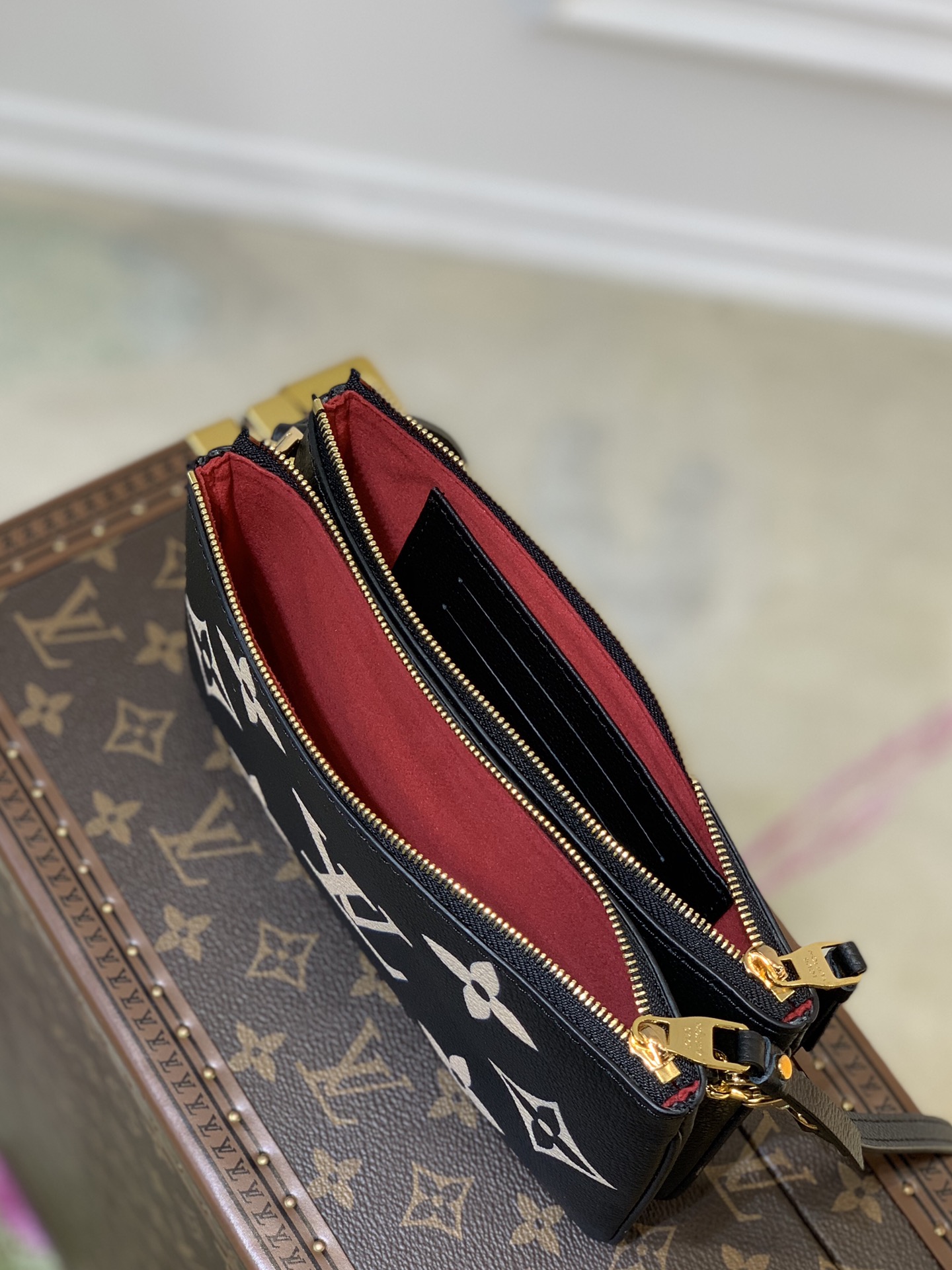 l**is V*t*n m80084 pochette double zip bag -20*12.5*3cm