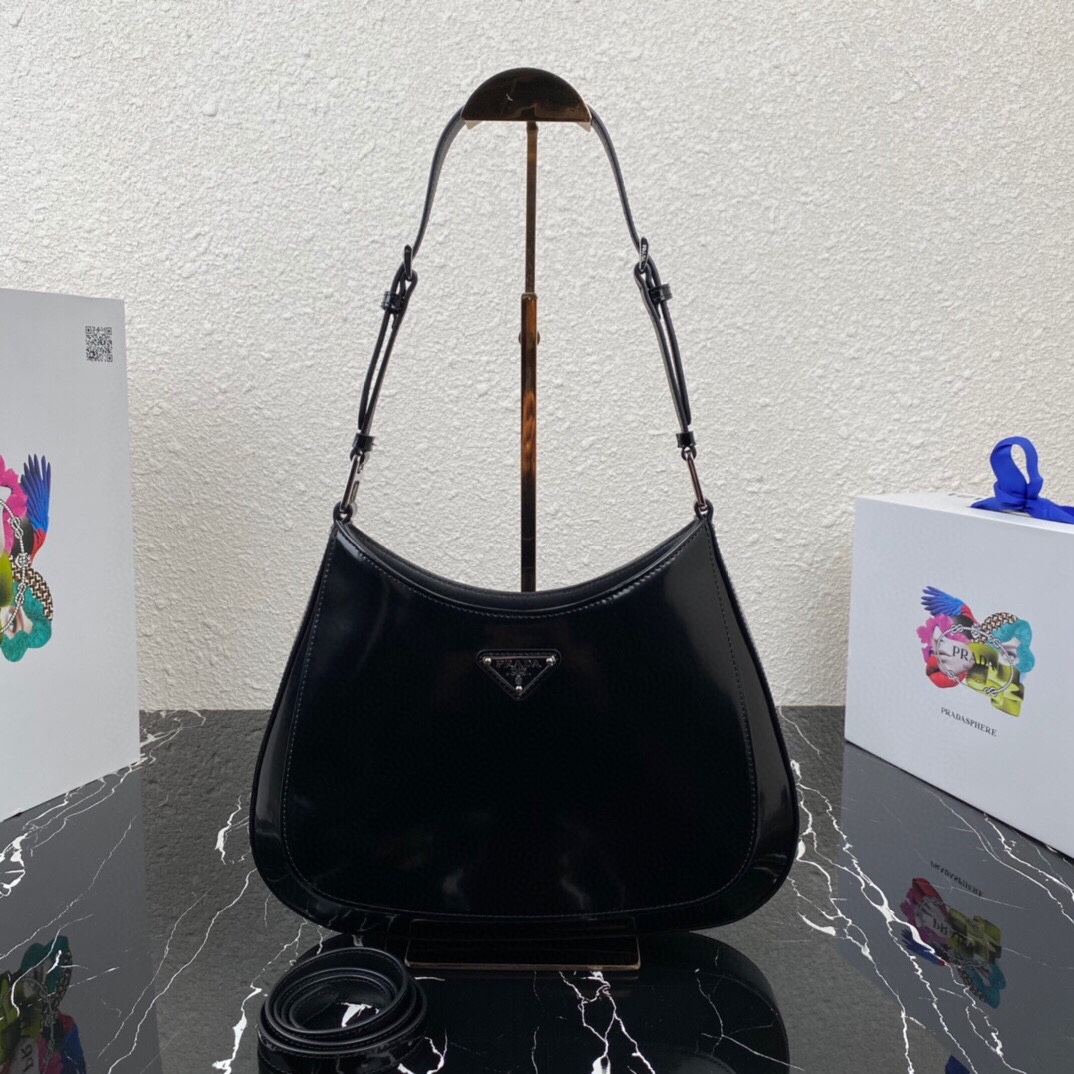 Pra*a cleo handbags-patent leather30x18.5x4cm