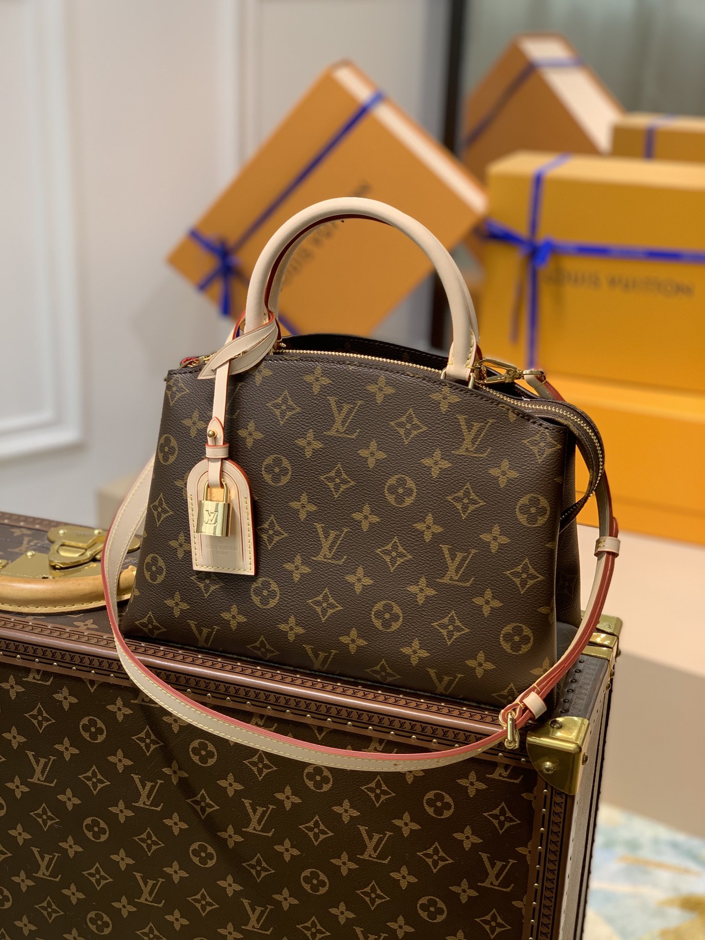 l**is V*t*n m45898 grand palais handbags-29×18×12cm