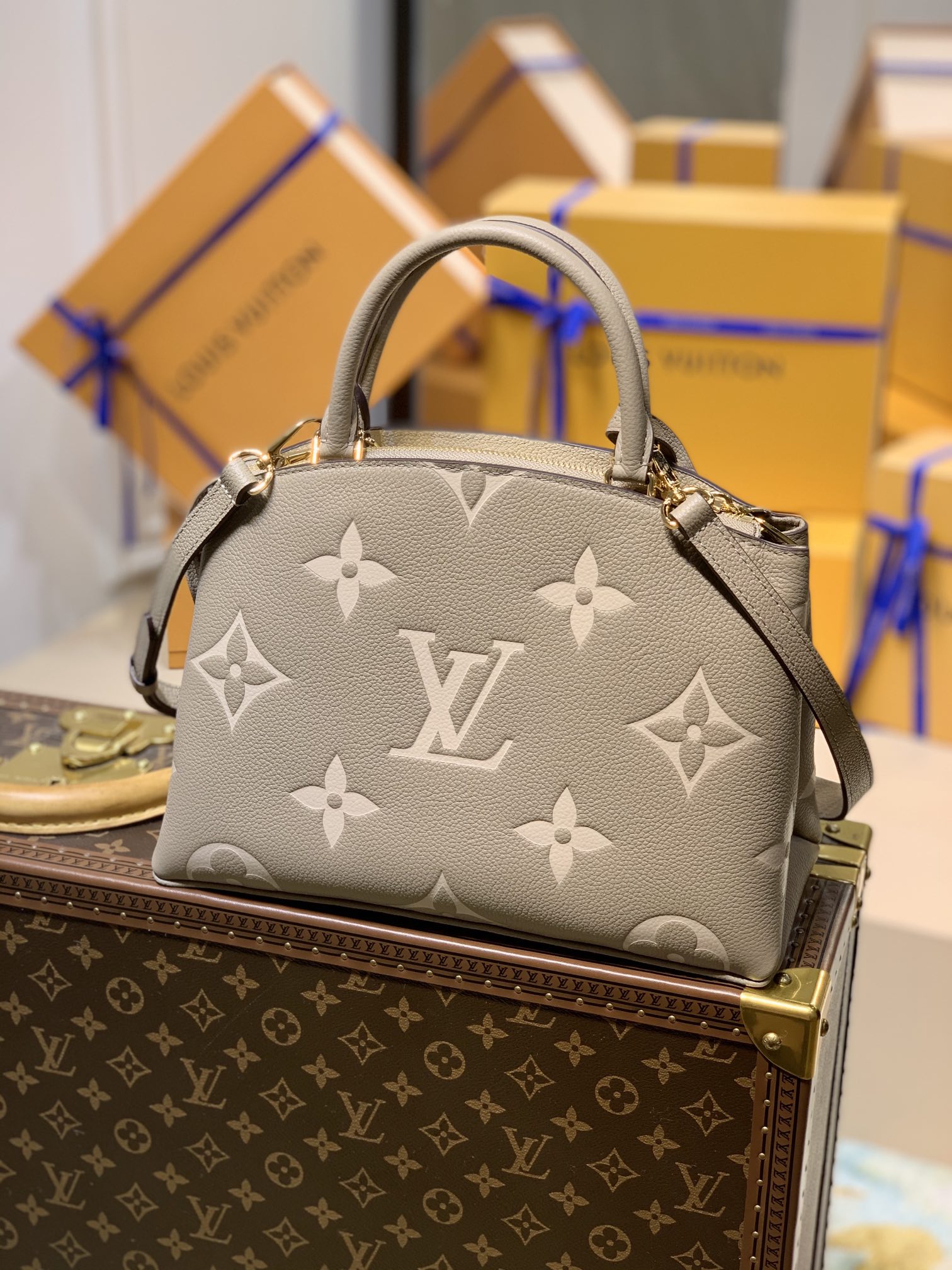 l**is V*t*n m45898 petit palais handbags-29×18×12cm