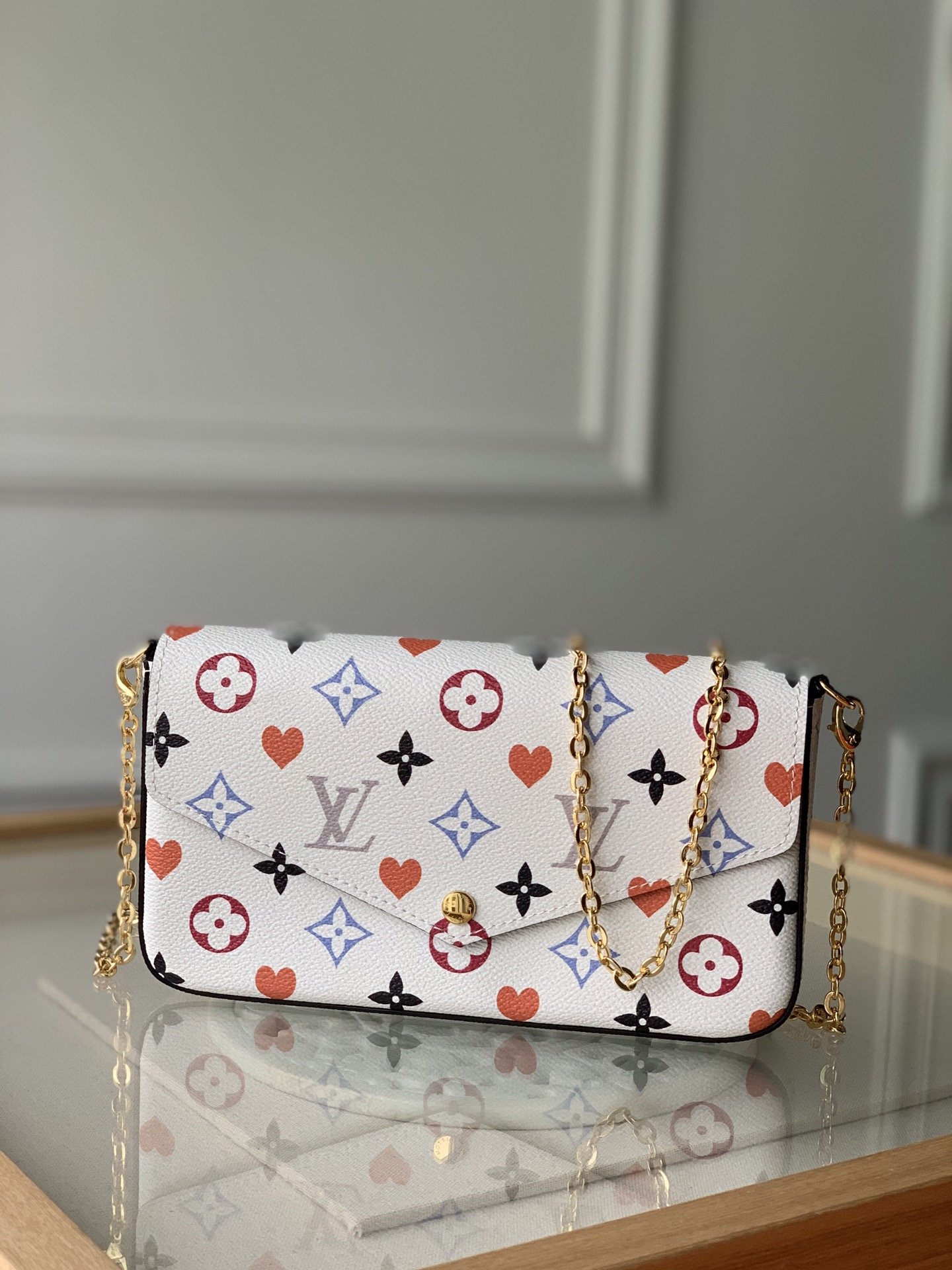 l**is V*t*n pochette félicie wallet -21*12*3cm