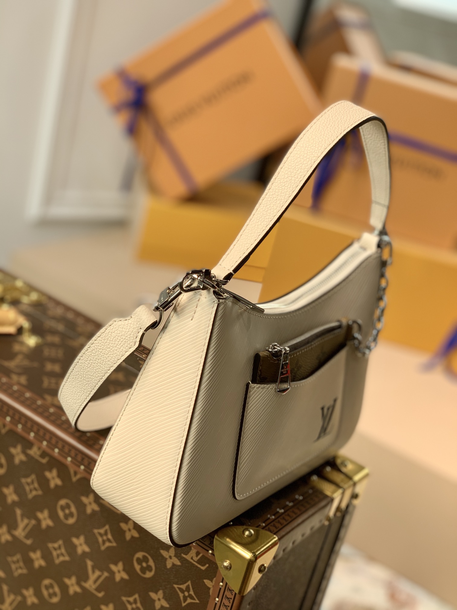 l**is V*t*n marell handbags-m80689-25 x 15 x 8cm