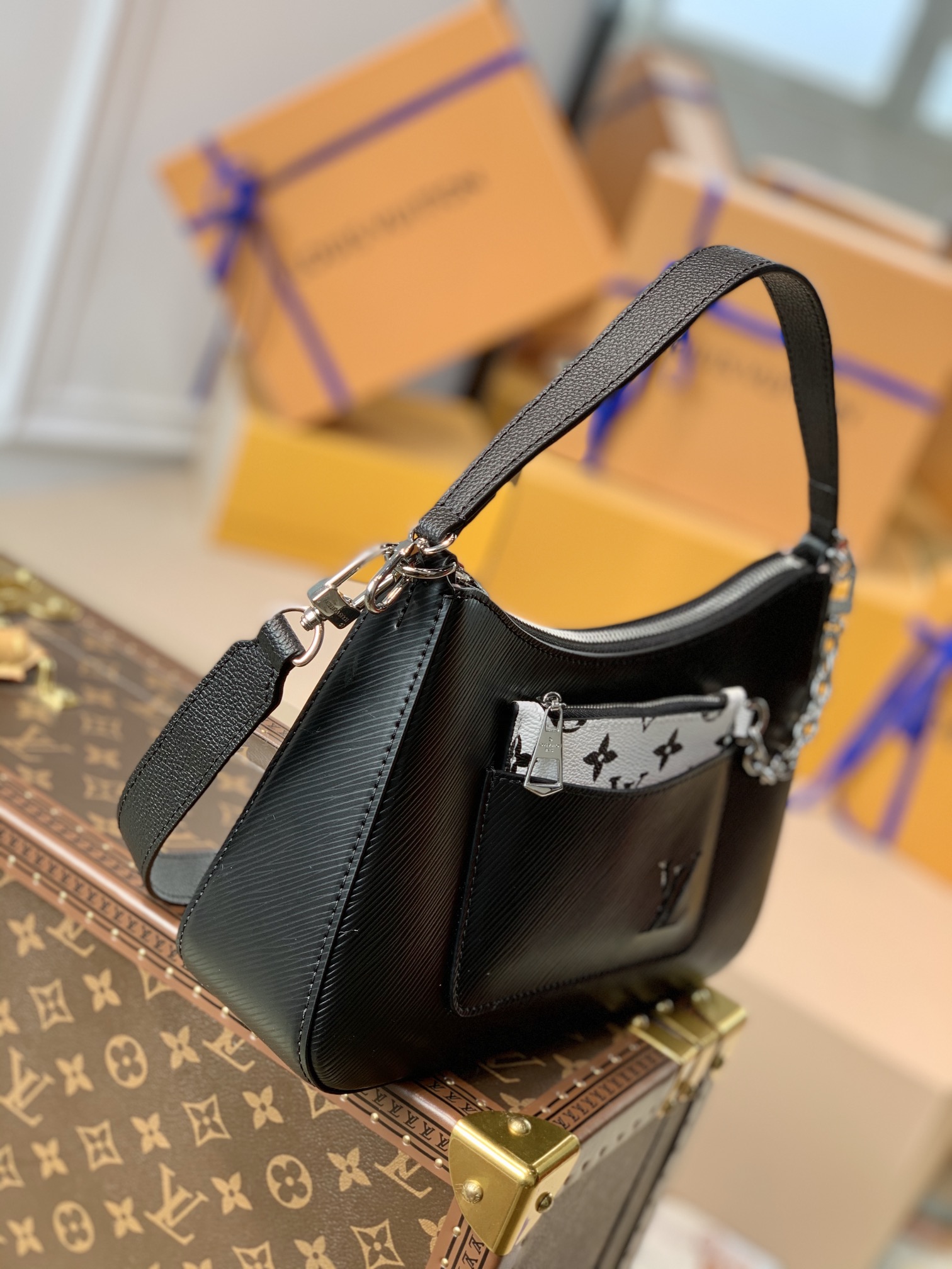 l**is V*t*n marell handbags-m80689-25 x 15 x 8cm