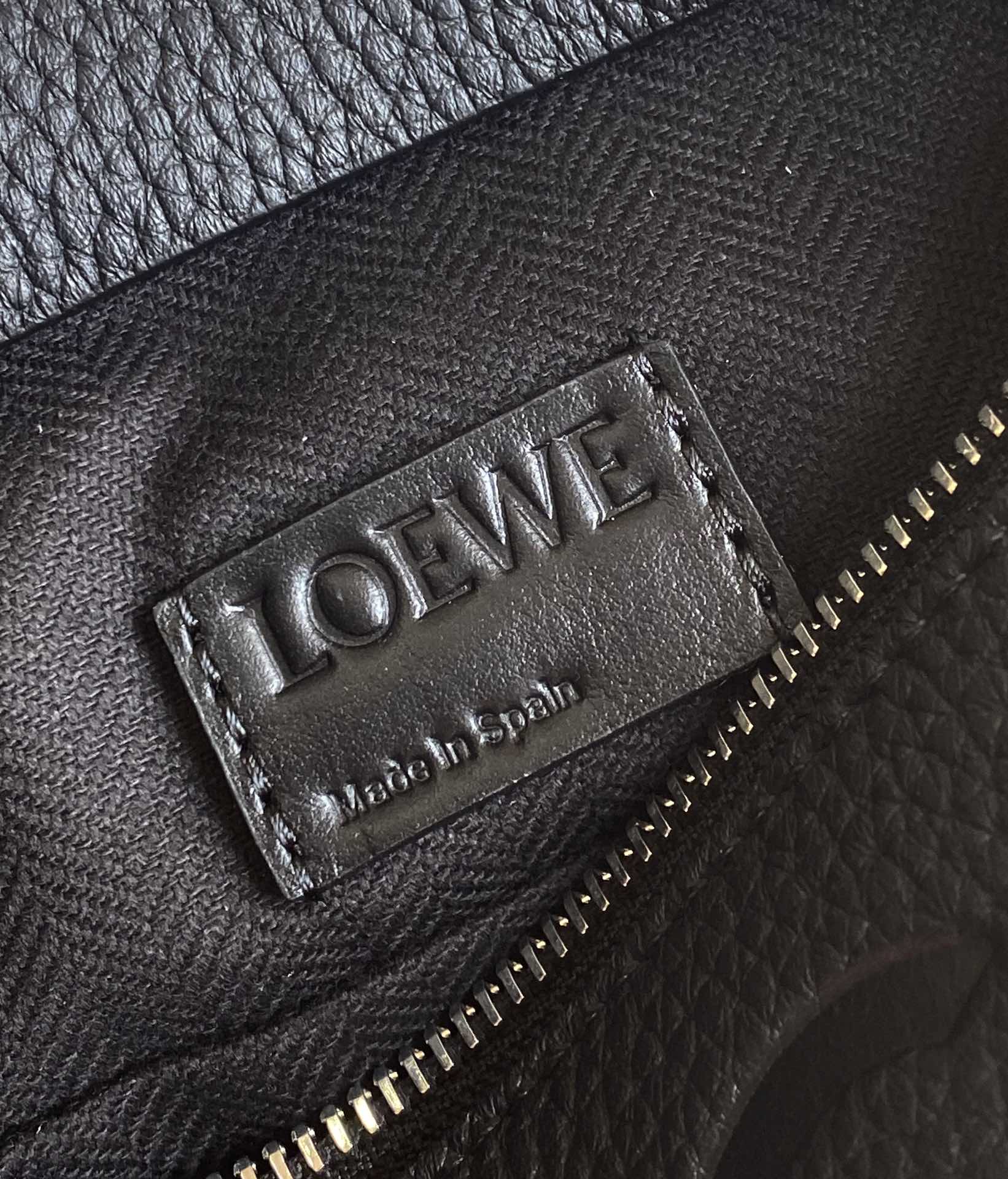 Loewe Pouch-29.5*20CM