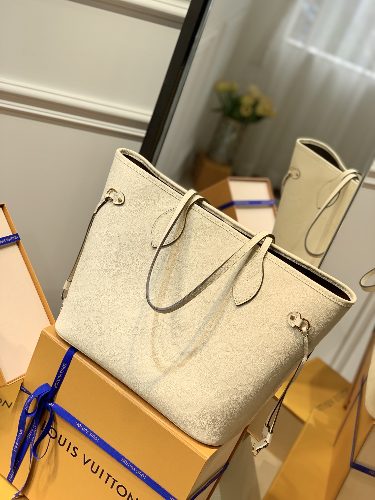 l**is V*t*n neverfull mm-32*29*17cm