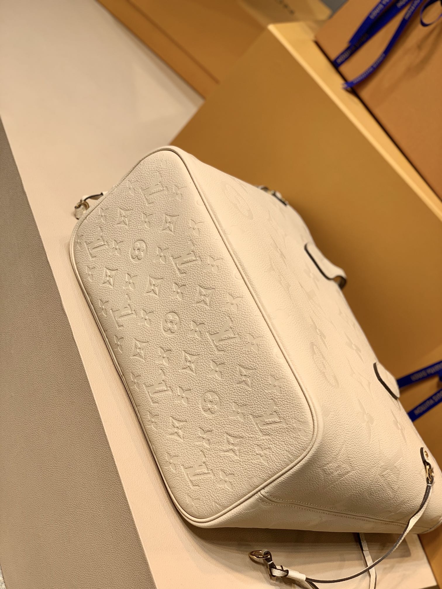 l**is V*t*n neverfull mm-32*29*17cm