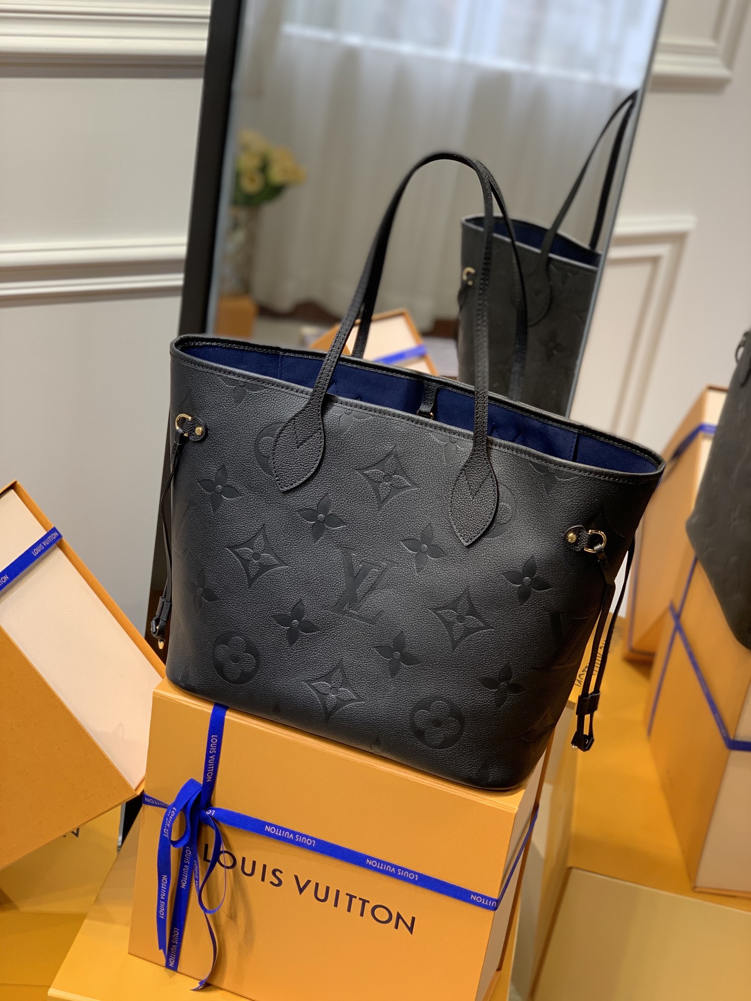 l**is V*t*n neverfull mm-32*29*17cm
